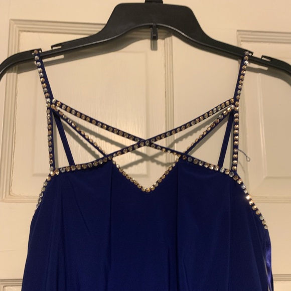 (NWT) ADRIANNA PAPELL Hailey Logan Blue Maxi Dress…sized 3/4 - Picture 4 of 8